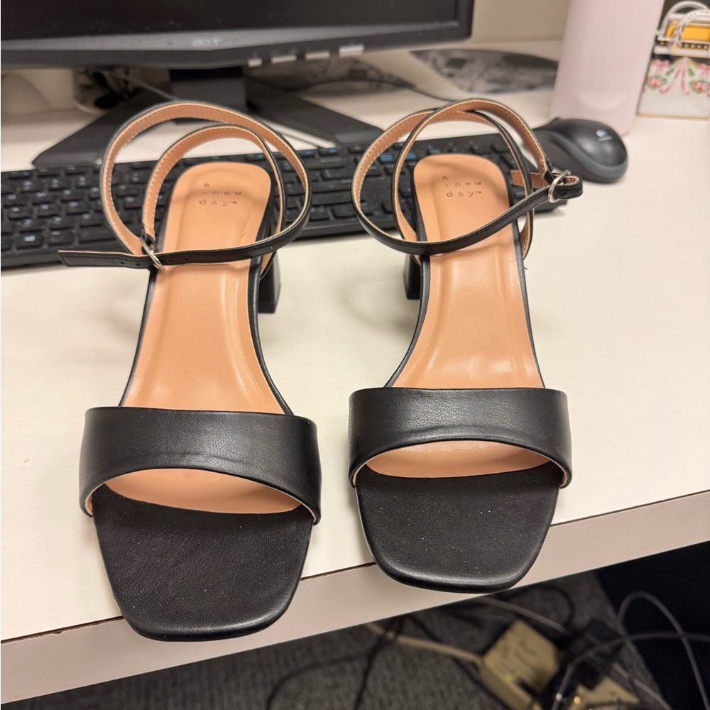 a new day Black Sandals Minimalist Design